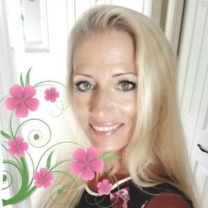 Meet your Posher, Camilla